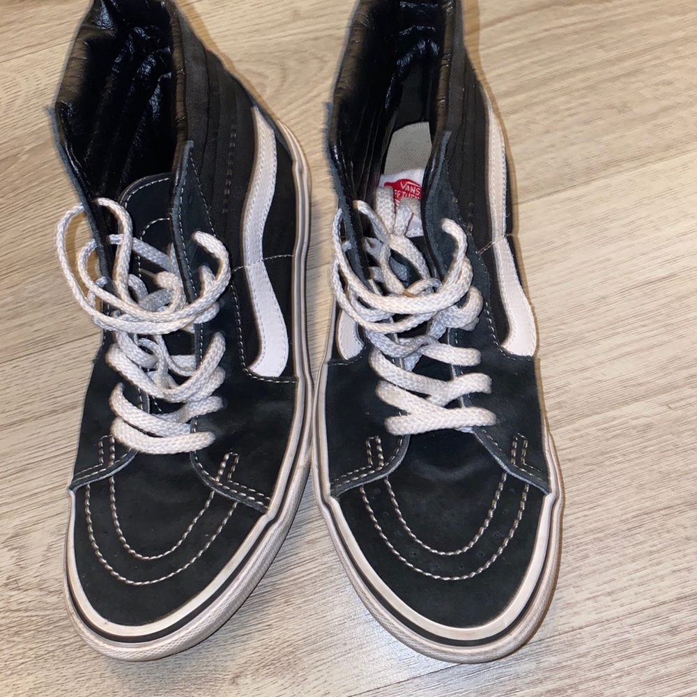 Black vans